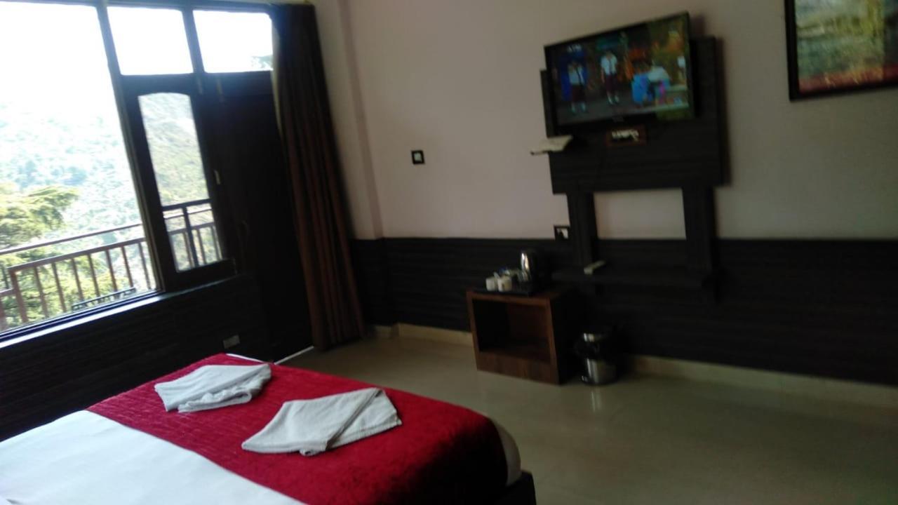 דרמסאלה Hotel Holiday Hill, Near Mall Road, Mcleodganj# Parking#Restaurant מראה חיצוני תמונה