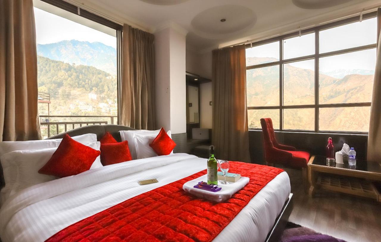 דרמסאלה Hotel Holiday Hill, Near Mall Road, Mcleodganj# Parking#Restaurant מראה חיצוני תמונה
