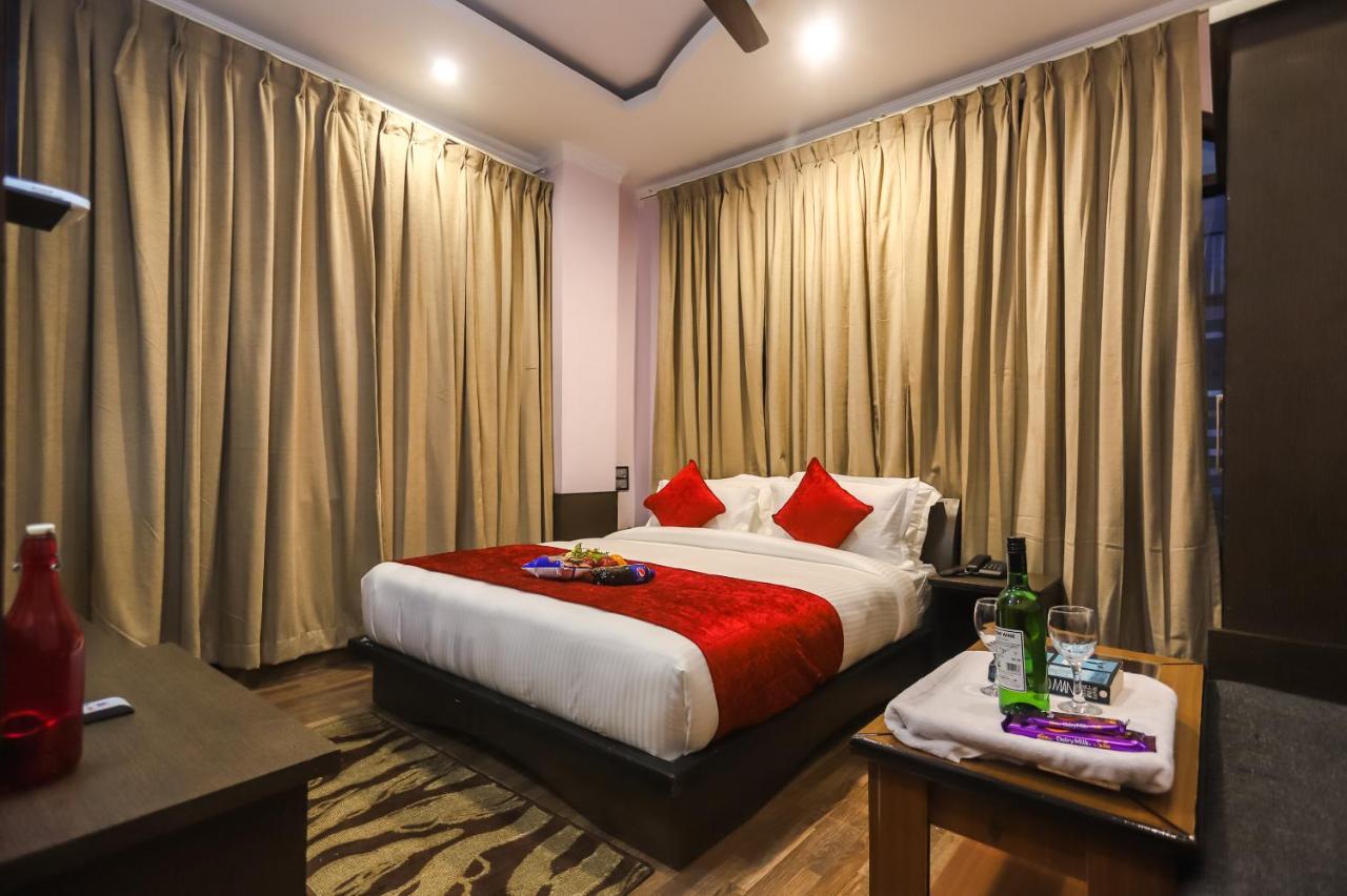 דרמסאלה Hotel Holiday Hill, Near Mall Road, Mcleodganj# Parking#Restaurant מראה חיצוני תמונה